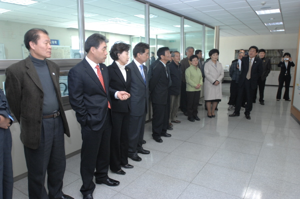 의정연구회 전체회의 및 강릉변전소 현장확인(2007.4.4) 대표이미지