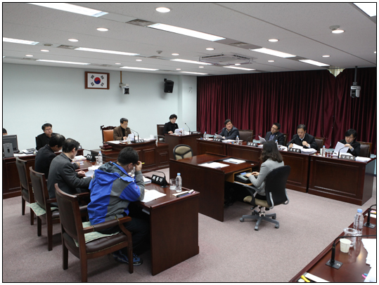 제228회 강릉시의회 임시회 내무복지위원회(2013.01.29) 대표이미지