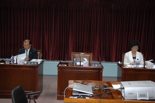 제196회 제1차정례회 중 산업건설위원회 회의(2008.7.8) 대표이미지