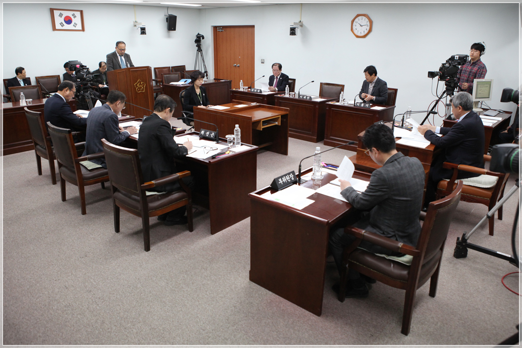 제258회 강릉시의회 임시회 산업건설위원회(2017.03.14.) 대표이미지