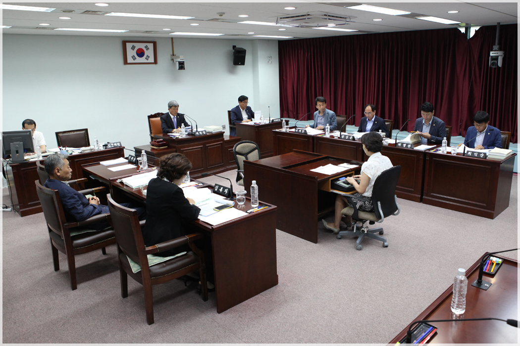 제245회 강릉시의회 임시회 제1차 예산결산특별위원회(2015.06.05( 대표이미지