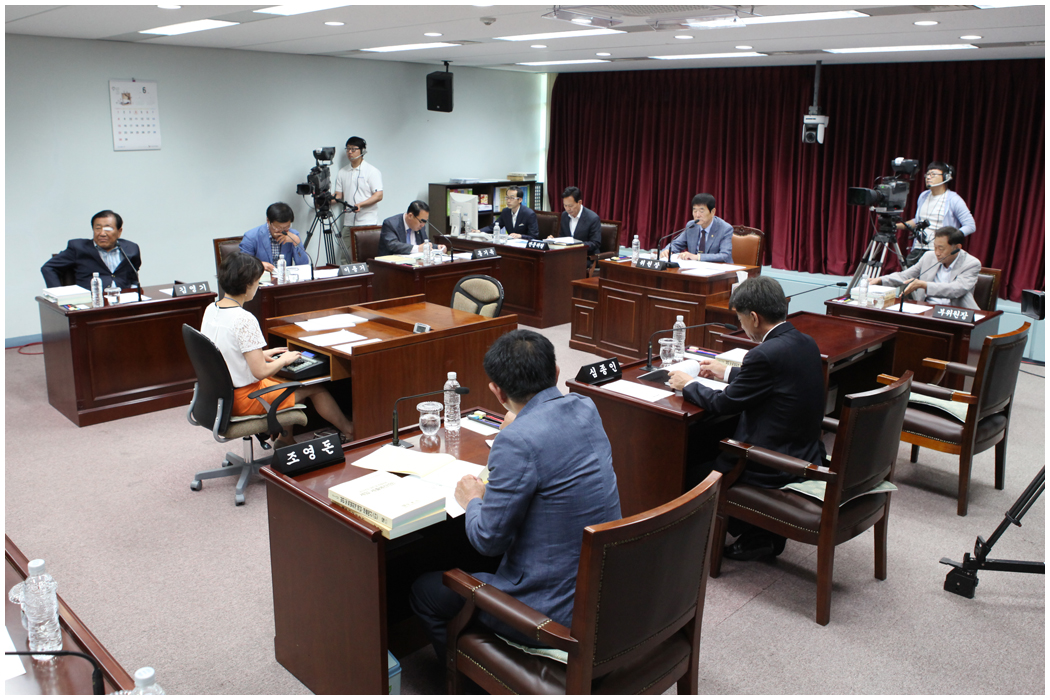 제237회 강릉시의회 임시회 산업건설위원회(2014.06.23) 대표이미지
