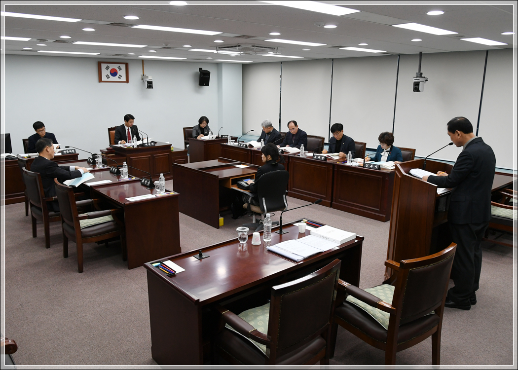 제264회 강릉시의회 임시회 내무복지위원회(2018.01.17.) 대표이미지