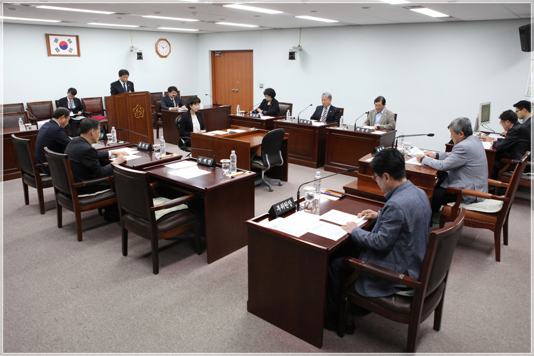 제5차 강릉군비행장 주변마을 피해대책 특별위원회(2016.04.21) 대표이미지