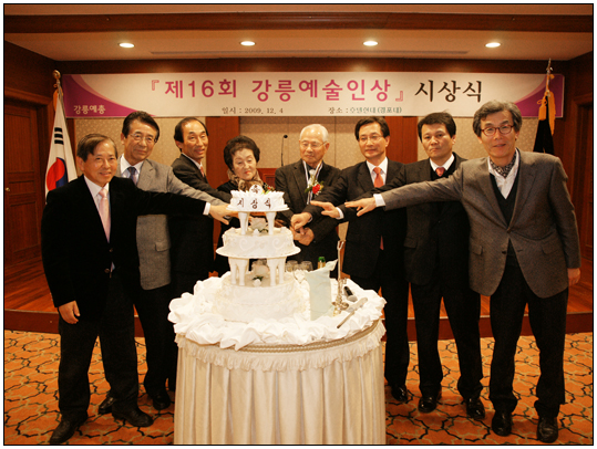 2011 강릉노인대학 입학식(2011.03.16) 대표이미지