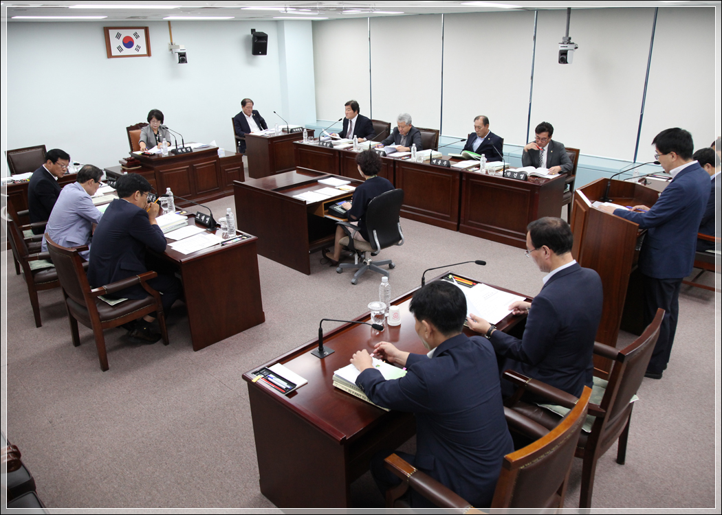 제261회 강릉시의회 임시회 예산결산특별위원회(2017.09.14.) 대표이미지