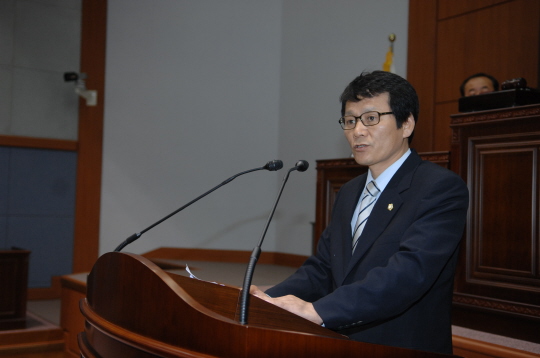 제8대 강릉시의회 후반기  김홍규 의장 당선(2008.7.4) 대표이미지