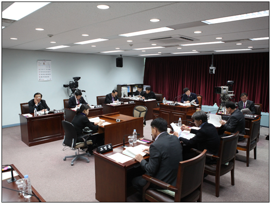 제227회 강릉시의회 제2차 정례회 산업건설위원회 행정사무감사(2012.11.29) 대표이미지