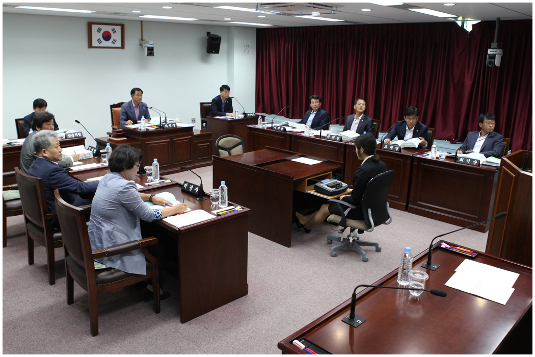 제240회 강릉시의회 제1차 정례회 내무복지위원회 행정사무감사(2014.09.22) 대표이미지