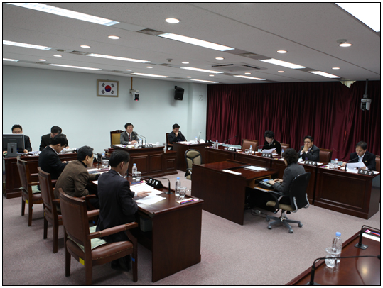 제221회 강릉시의회 임시회 내무복지위원회(2012.02.02) 대표이미지