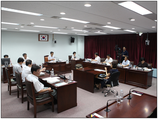 제231회 강릉시의회 제1차 정례회 내무복지위원회 행정사무감사(2013.07.09) 대표이미지