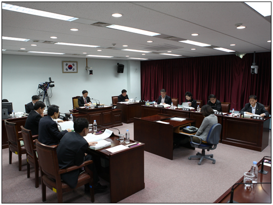 내무복지위원회 2012년 당초예산안 심사(2011.12.13) 대표이미지
