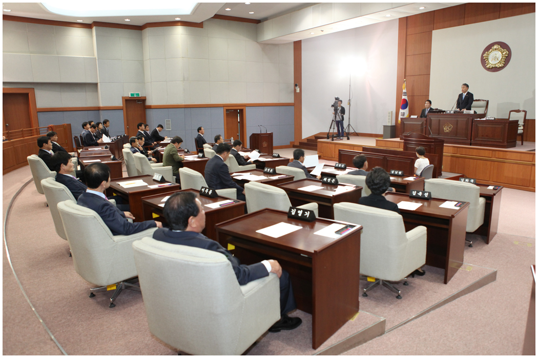 제237회 강릉시의회 임시회 제1차 본회의(2014.06.19) 대표이미지
