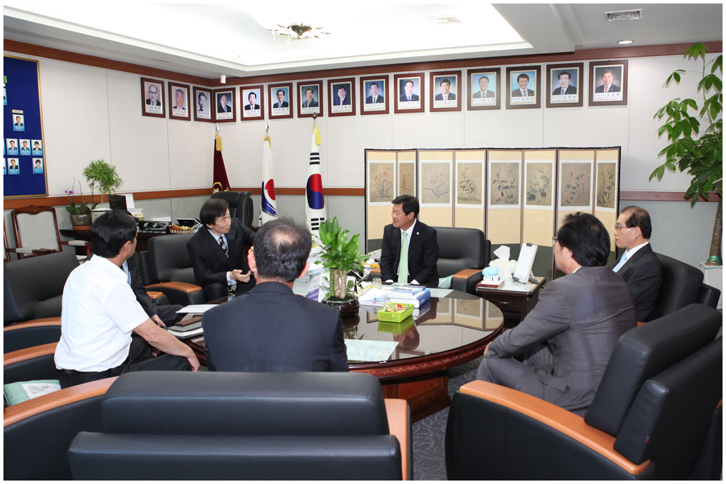 강릉관광개발공사 임원진 접견(2014.09.01) 대표이미지