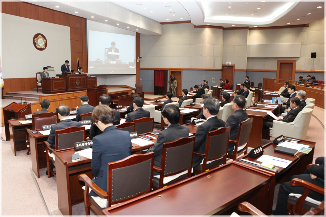 제249회 강릉시의회 제2차 정례회 제3차 본회의(2015.12.14) 대표이미지