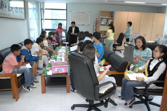 제6기 강릉시 어린이 의회 개회(2008.6.18) 대표이미지