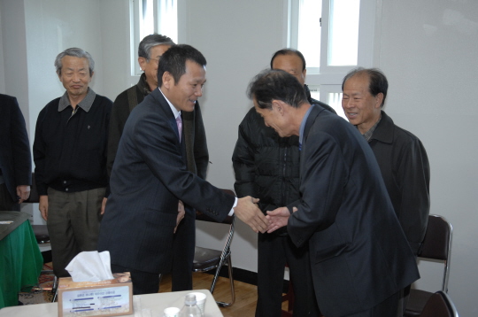 옥천동 옥가로경로당 현판식(2008.11.21) 대표이미지