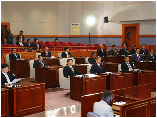 제205회 강릉시의회 제2차 정례회 제1차본회의 (09.11.25) 대표이미지