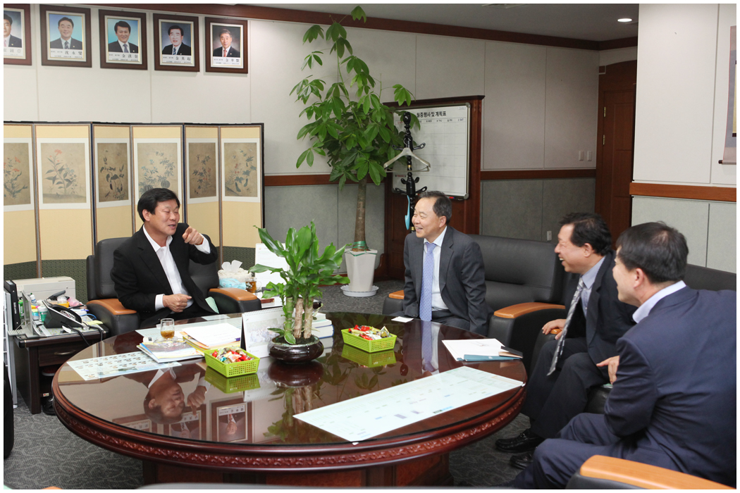 카톨릭 관동대학교 전만복 대외협력부총장 접견(2014.09.15) 대표이미지