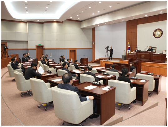 제232회 강릉시의회 임시회 제1차 본회의(2013.10.14) 대표이미지