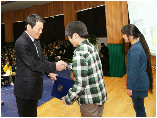 2013년 여성문화센터 수료식 및 제32회 작품 발표 전시회(2013.12.05) 대표이미지