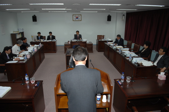 제195회임시회  중 내무복지위원회 회의(2008.5.29) 대표이미지