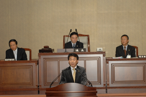 제191회 제2차정례회 제3차본회의 시정답변(2007.12.13) 대표이미지