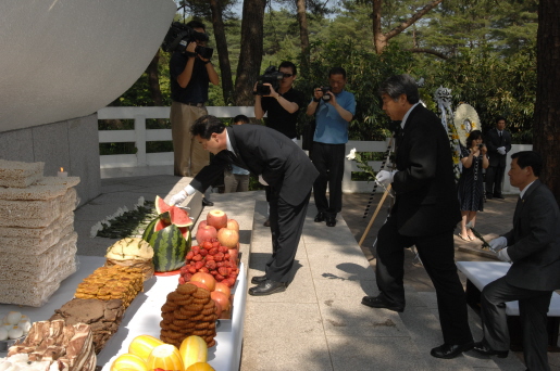 제52회 현충일 추념식 참석(2007.6.6) 대표이미지