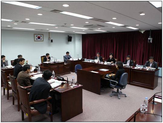 2011년 내무복지위원회 행정사무감사(2011.12.05) 대표이미지