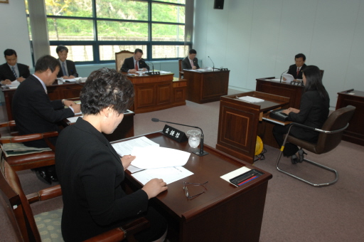 제190회임시회 운영위원회 회의개최(2007.10.23) 대표이미지