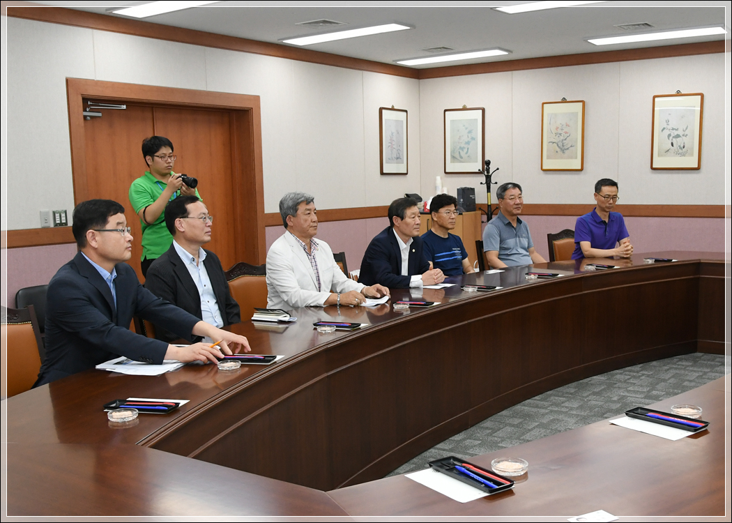 (2018.07.25.) 충북 음성군의회 방문단 접견 이미지(2)