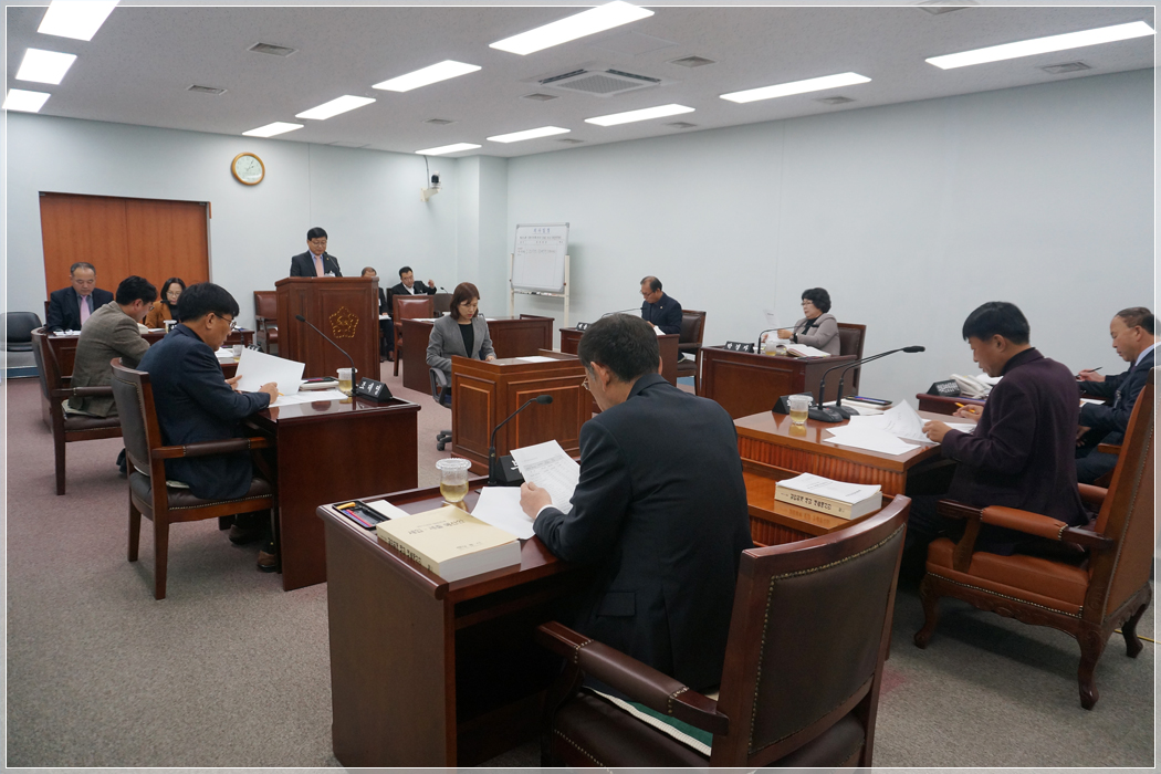 제256회 강릉시의회 제2차 정례회 제1차 의회운영위원회(2016.11.29) 대표이미지