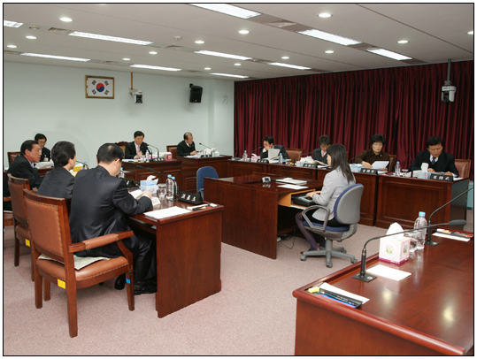 제212회 강릉시의회 임시회 제1차 운영위원회 대표이미지