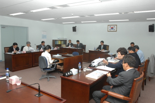 제188회임시회 제1차정례회  내무복지위원회 회의(2007.7.11) 대표이미지