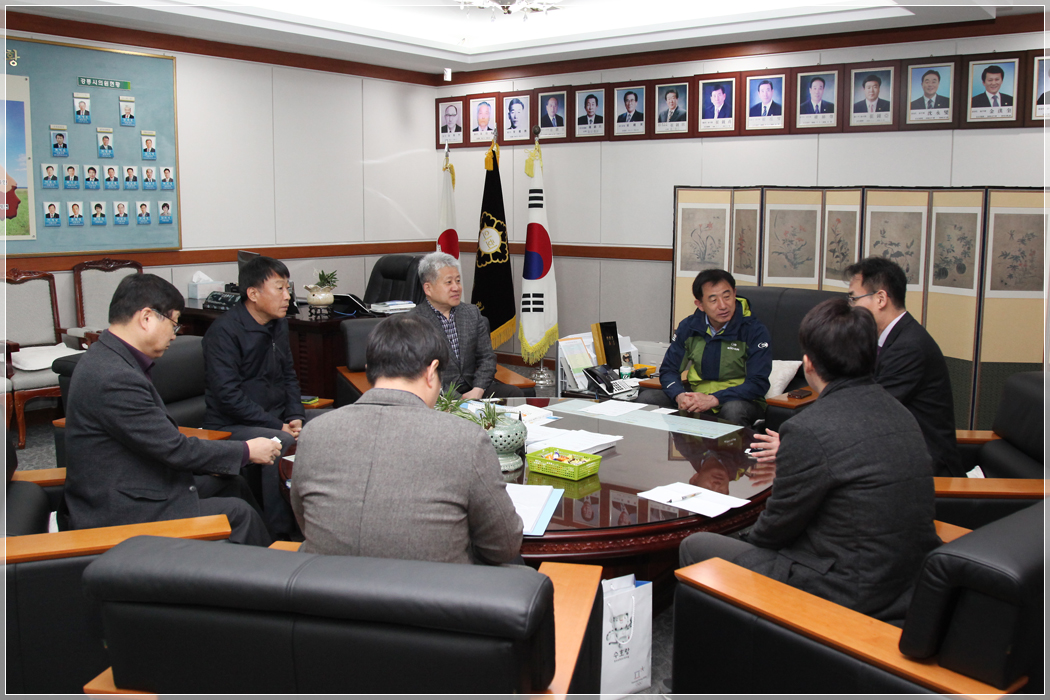 동계올림픽조직위 강희업 수송교통국장 접견(2017.03.31.) 대표이미지