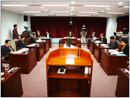 제206회 강릉시의회 임시회 산업건설위원회(2010.01.27) 대표이미지