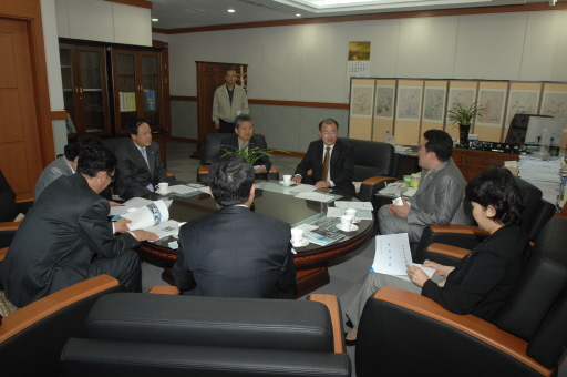 인천남동구 사회도시위원회의원 의회방문(2007.10.4) 대표이미지