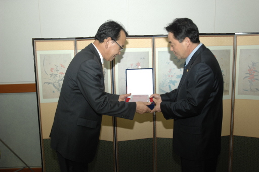 건강관리공단 서울지역본부장 의장방문(2007.11.2) 대표이미지