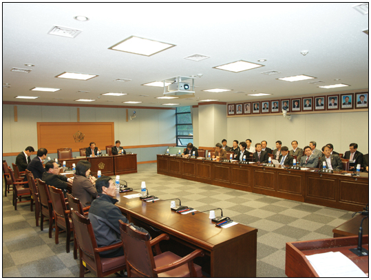강릉골프장관련 전체의원 간담회(2011.11.01) 대표이미지