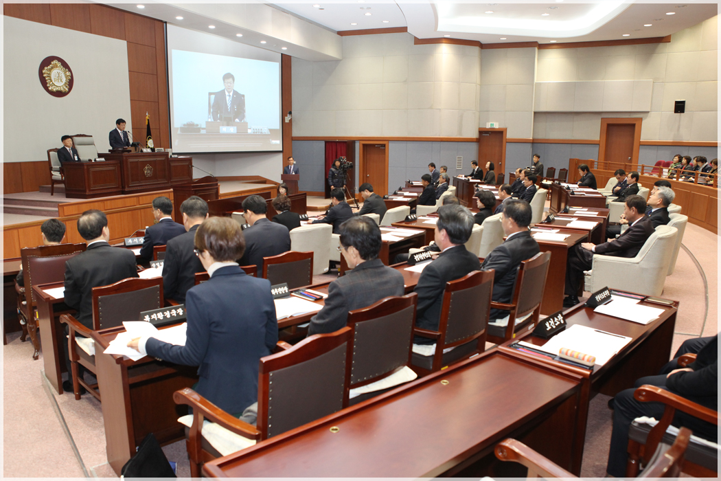 제249회 강릉시의회 제2차 정례회 제1차 본회의(2015.11.25) 대표이미지