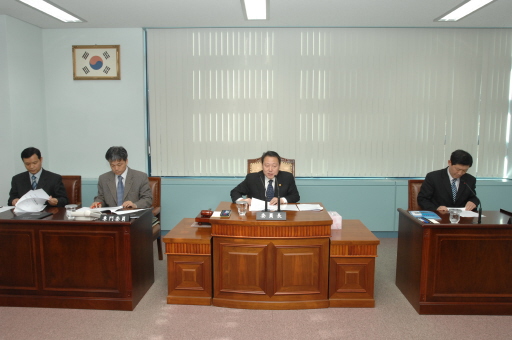 제191회 제2차정례회중 운영위원회 회의(2007.12.13) 대표이미지