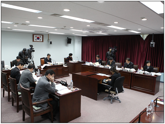 제227회 강릉시의회 제2차 정례회 내무복지위원회 당초예산안 심사(2012.12.12) 대표이미지