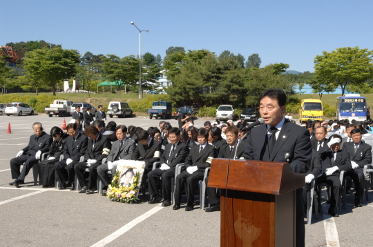 고 최돈포 전 강원도체육회 부회장 영결식(2008.6.12) 대표이미지