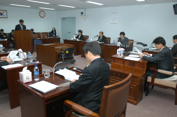 제185회  임시회 중 산업건설위원회 (2007.2.22) 대표이미지