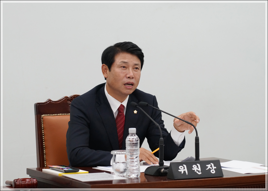 제262회 강릉시의회 임시회 내무복지위원회(2017.10.27.) 대표이미지