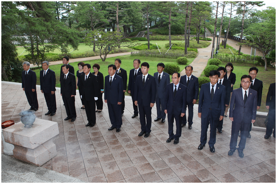 충혼탑 및 문성사 참배(2014.07.04) 대표이미지