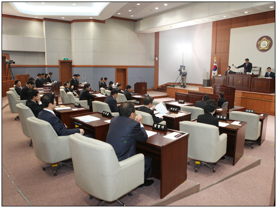 제232회 강릉시의회 임시회 제2차 본회의(2013.10.23) 대표이미지