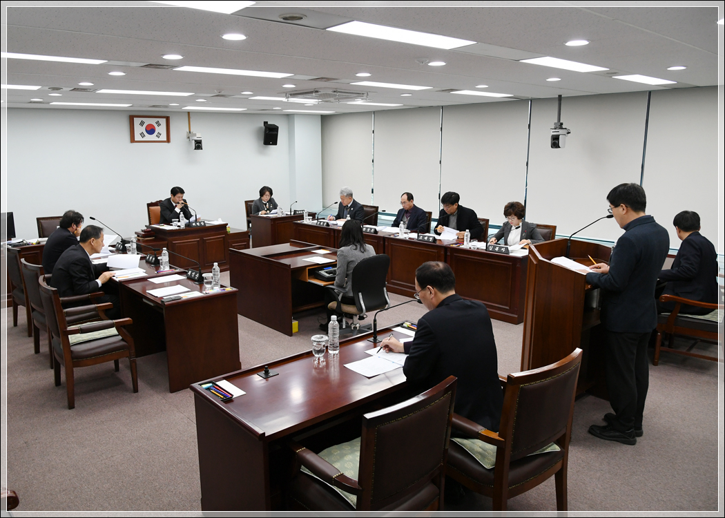 제264회 강릉시의회 임시회 내무복지위원회(2018.01.16.) 대표이미지