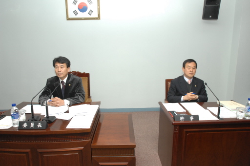 제191회 제2차정례회 내무복지위 제2차추경예산 심의(2007.12.20) 대표이미지