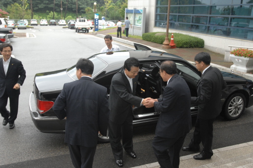 김진선 강원도지사 강릉시의회 방문(2007.8.29) 대표이미지